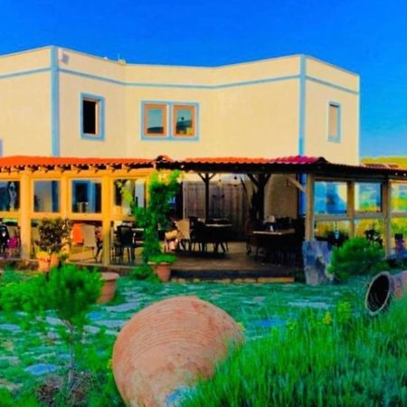 Sukha Inn Hotel & Beach ボズカーダ エクステリア 写真