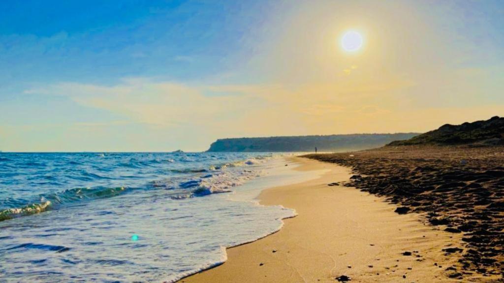 Sukha Inn Hotel & Beach ボズカーダ エクステリア 写真
