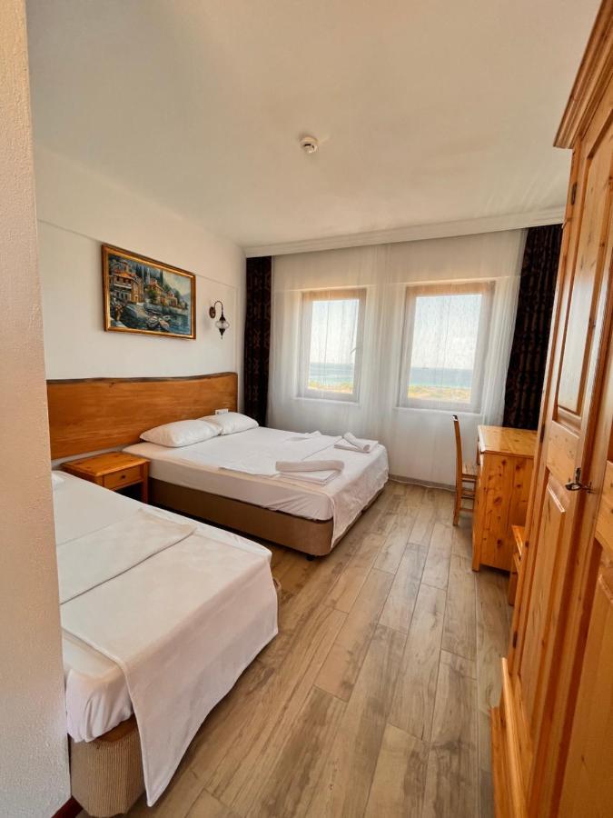 Sukha Inn Hotel & Beach ボズカーダ エクステリア 写真