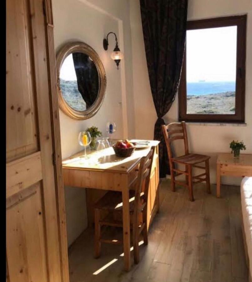 Sukha Inn Hotel & Beach ボズカーダ エクステリア 写真