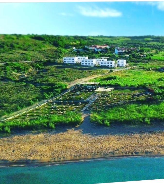 Sukha Inn Hotel & Beach ボズカーダ エクステリア 写真